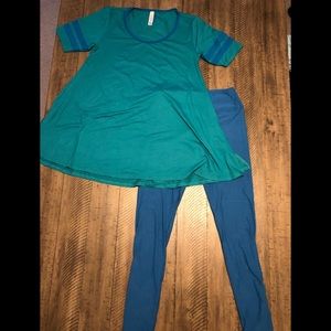 LuLaRoe Set Tunic Top with leggings